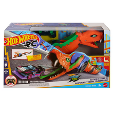Hot Wheels Let's Race Slither ‘N Strike Remote Control