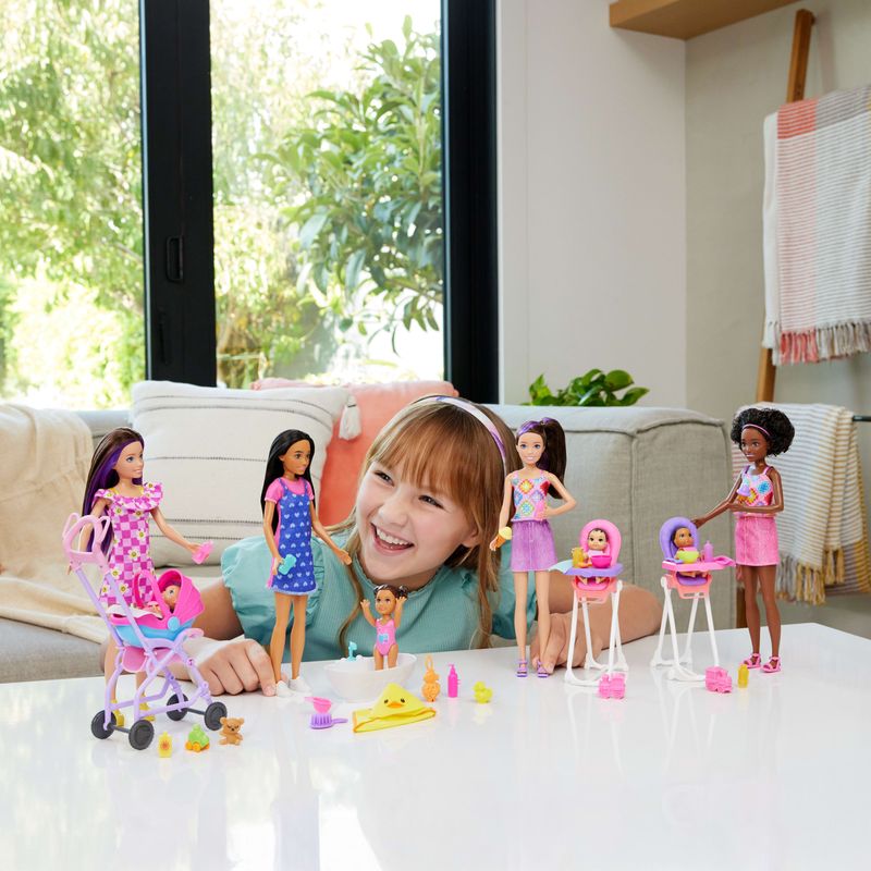Barbie Skipper Babysitters Playset 8 Accessories