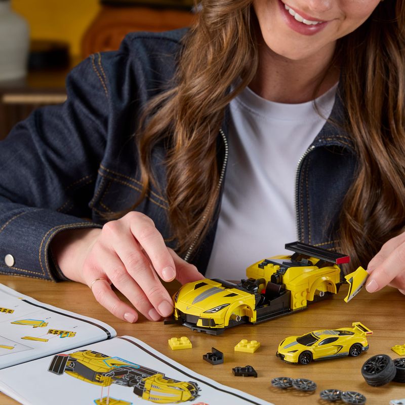 Brick Shop Hot Wheels '20 Corvette C8.R