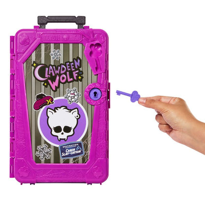 Monster High Skulltimate Secrets Clawdeen Wolf Cabin Doll
