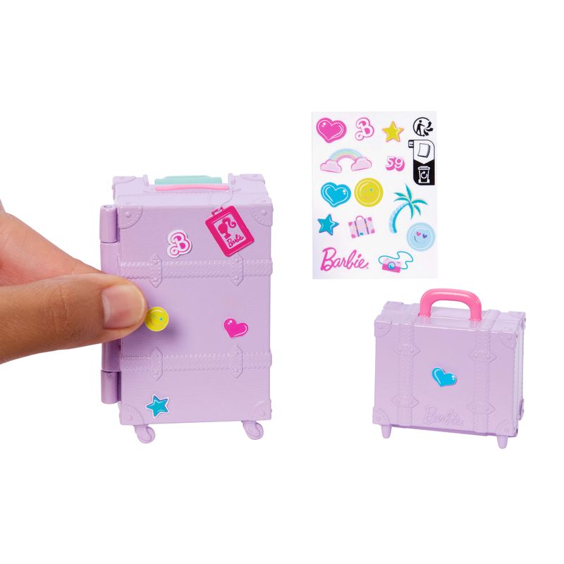 Barbie Family & Friends Barbie "Malibu" Doll & Accessories
