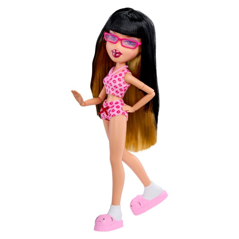 Bratz Closet Playset and Doll