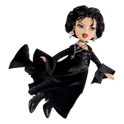 The Craft Collector Doll Nancy combines creativity, fun, and collectable appeal.