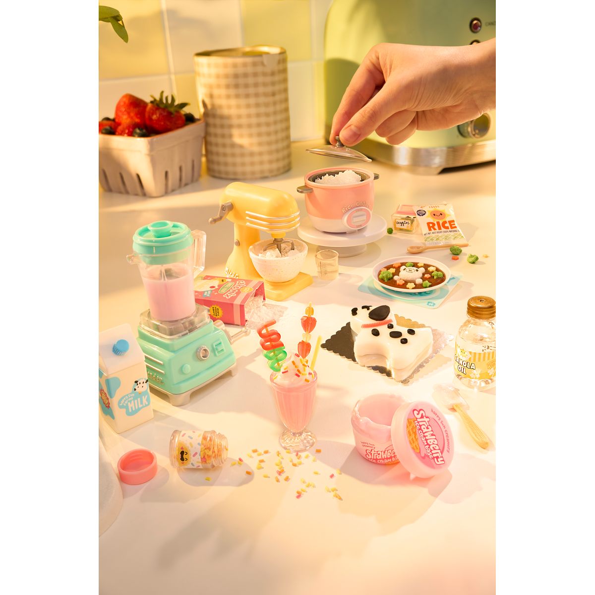 MGA's Miniverse- Make It Mini Diner From Scratch Series 3
