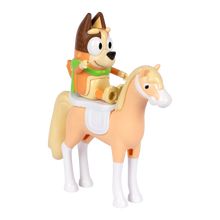 Bluey S2 Basic Vehicle & Figure Dragon Mum And Horse