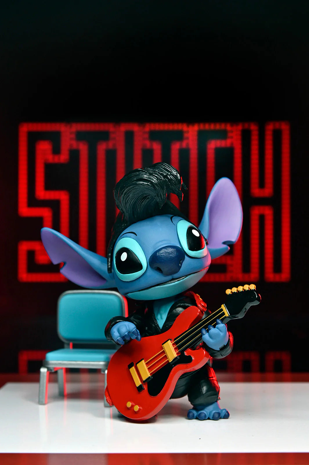 Stitch Ultimate Singer Elvis Stitch 7" Scale Action Figure