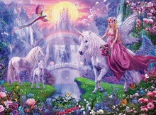 Ravensburger Unicorn Kingdom Glow in the Dark Puzzle Puzzle 200 Piece