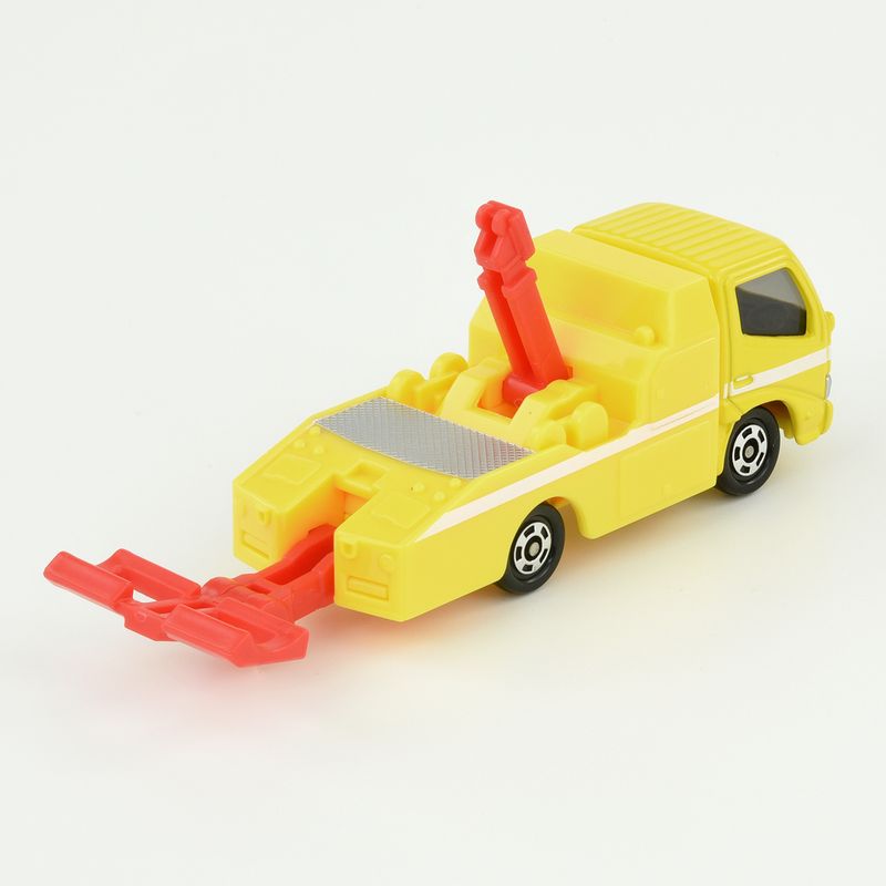 Tomica (Regular) No.5 Toyota Dyna Wrecker Truck