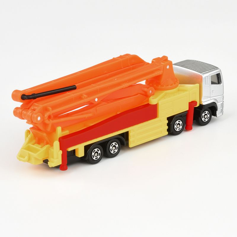 Tomica (Long Type) No.127 Mitsubishi Fuso Super Great Concrete Pumping Truck