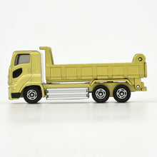 Tomica (Regular) No.101 Isuzu Giga Dump Truck
