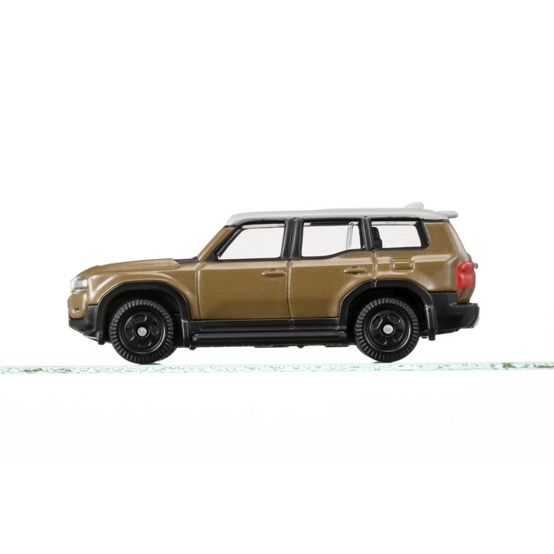 Tomica (Regular) No.17 Toyota Land Cruiser 250
