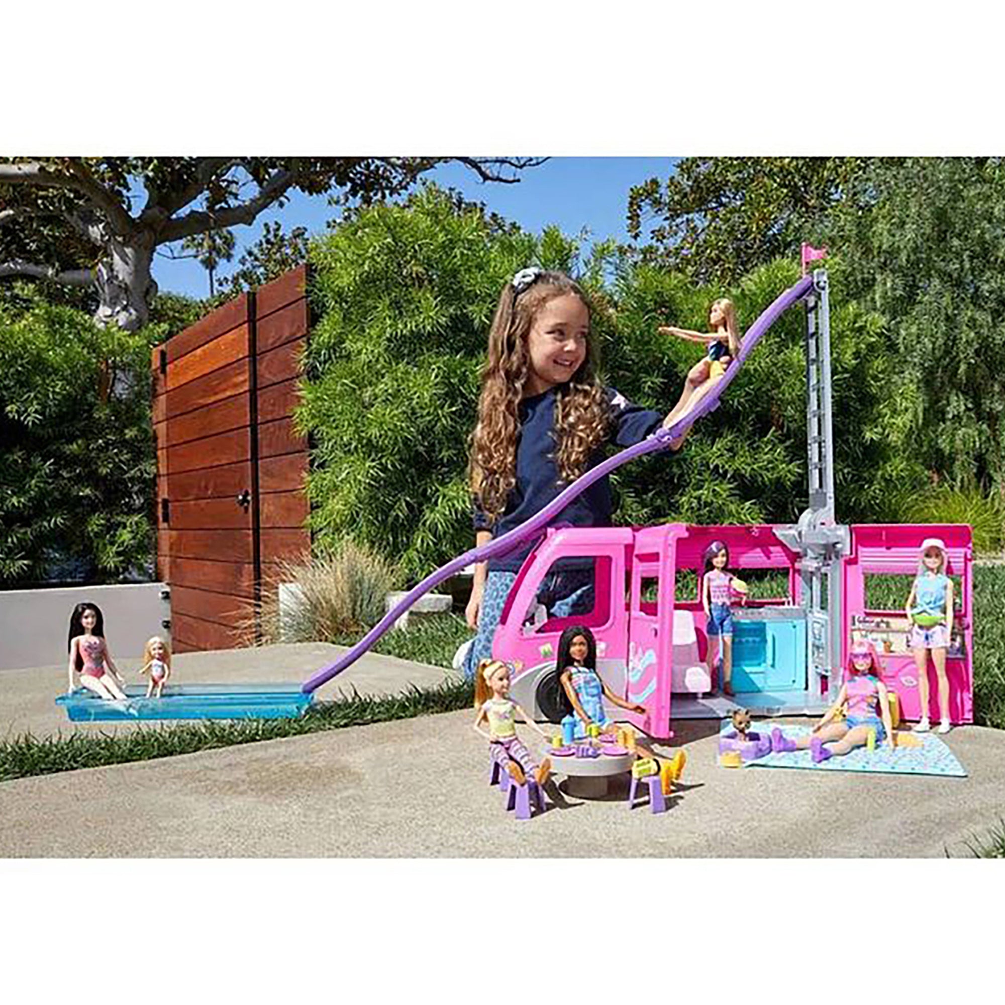 Barbie dream camper discount toys r us