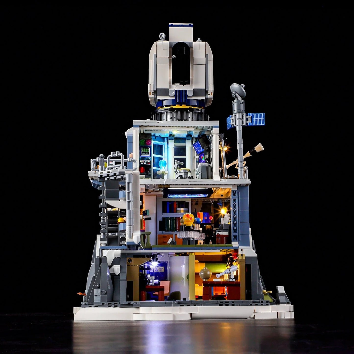 PRE-ORDER | Lumibricks Alpine Observatory
