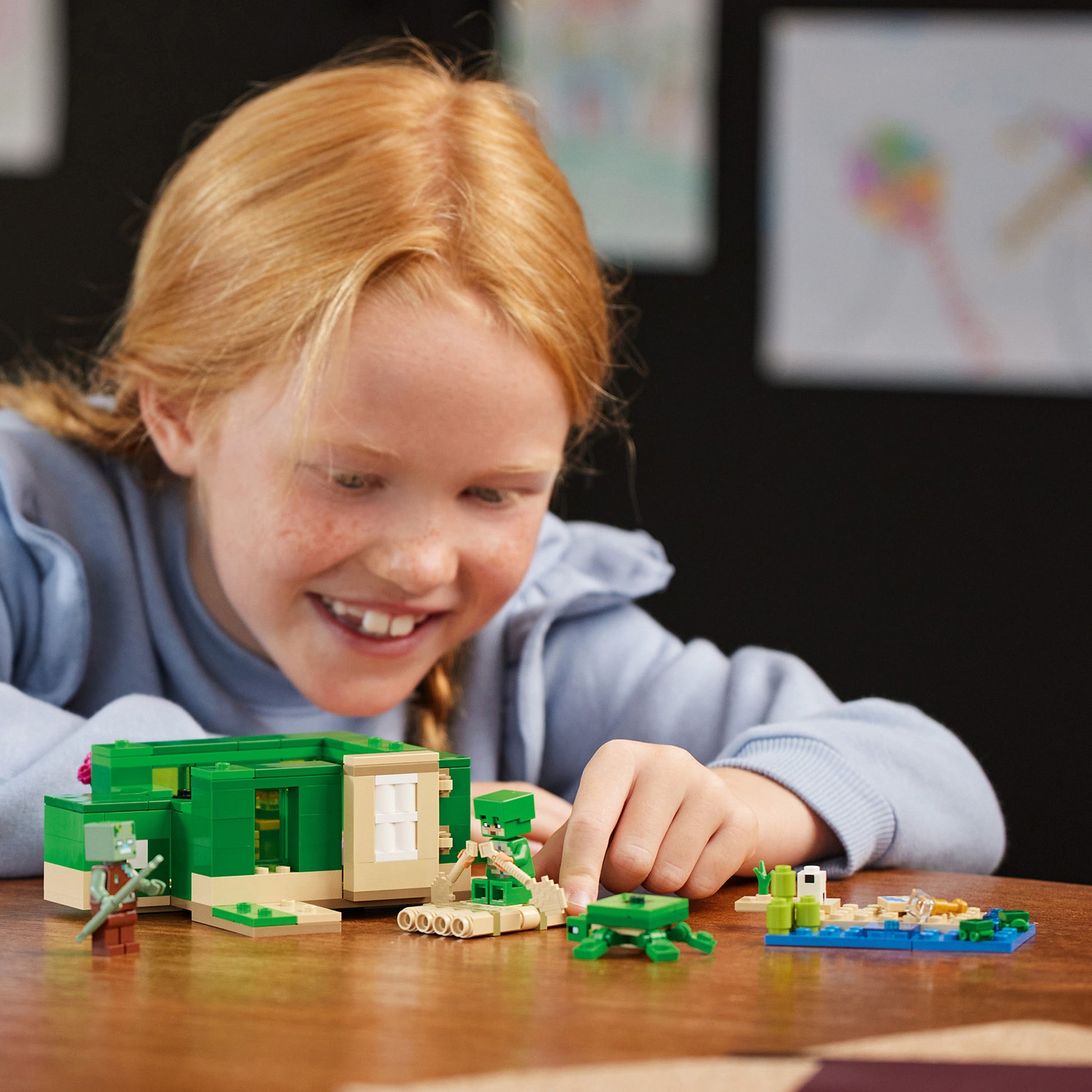 LEGO Minecraft The Turtle Beach House 21254, (234-pieces)