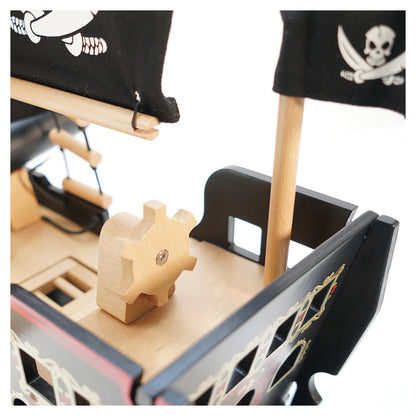 Le Toy Van Barbarossa Pirate Ship