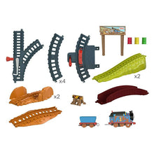 Fisher-Price Thomas & Friends Motorized Track Set Muddy Adventure
