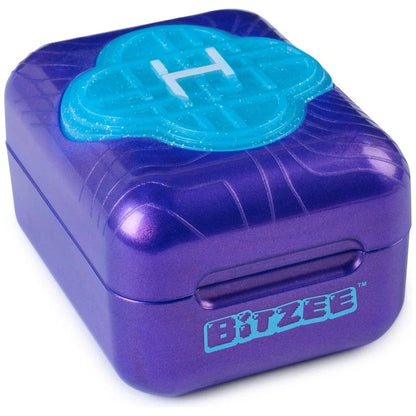 Bitzee Interactive Digital Kpop Demon Hunters closed lid
