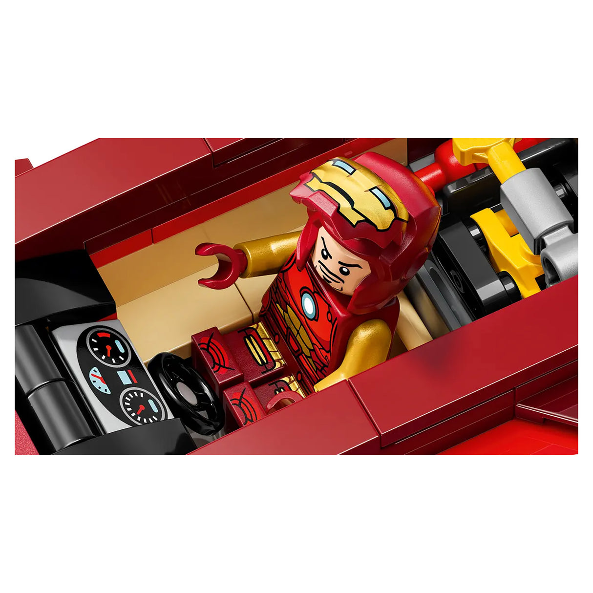 LEGO Marvel Iron Man Car & Black Panther Vs Red Hulk 76310