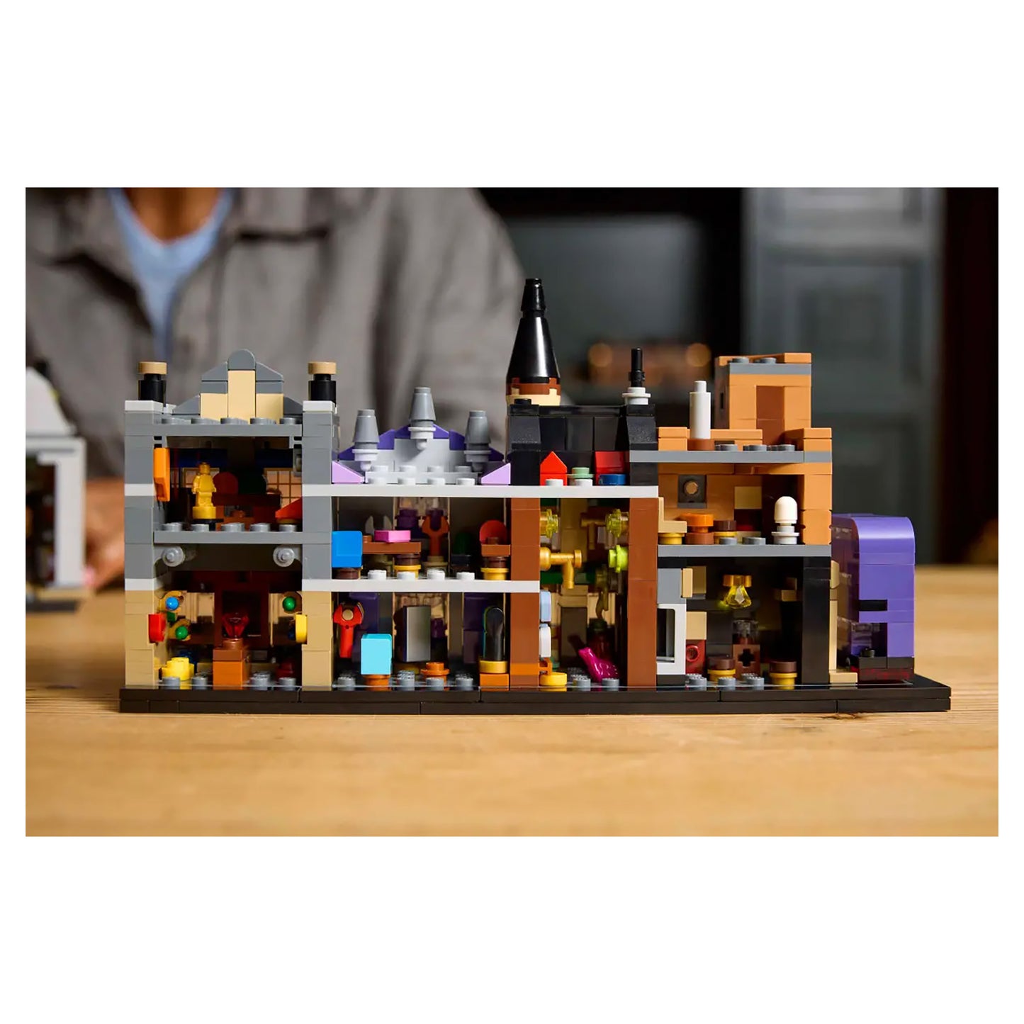 LEGO Harry Potter Diagon Alley Wizarding Shops 76444