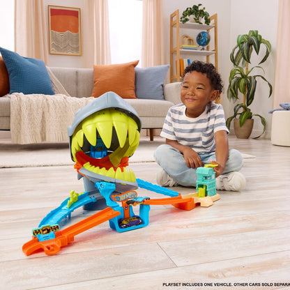 Hot Wheels City Shark Chomp Beach