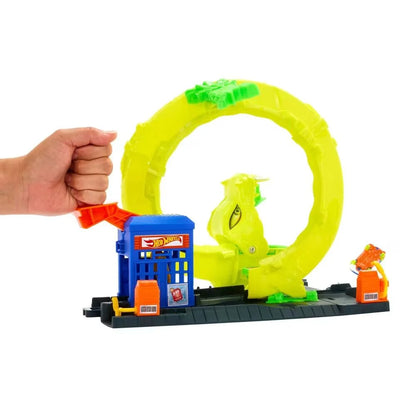 Hot Wheels City Nemesis Snake Spiral Attack