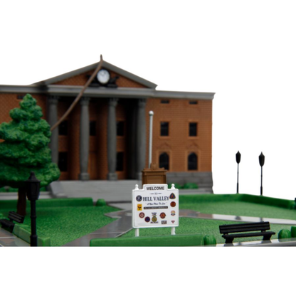 Back To The Future 1.65" Nano Scene Hill Valley Courthouse