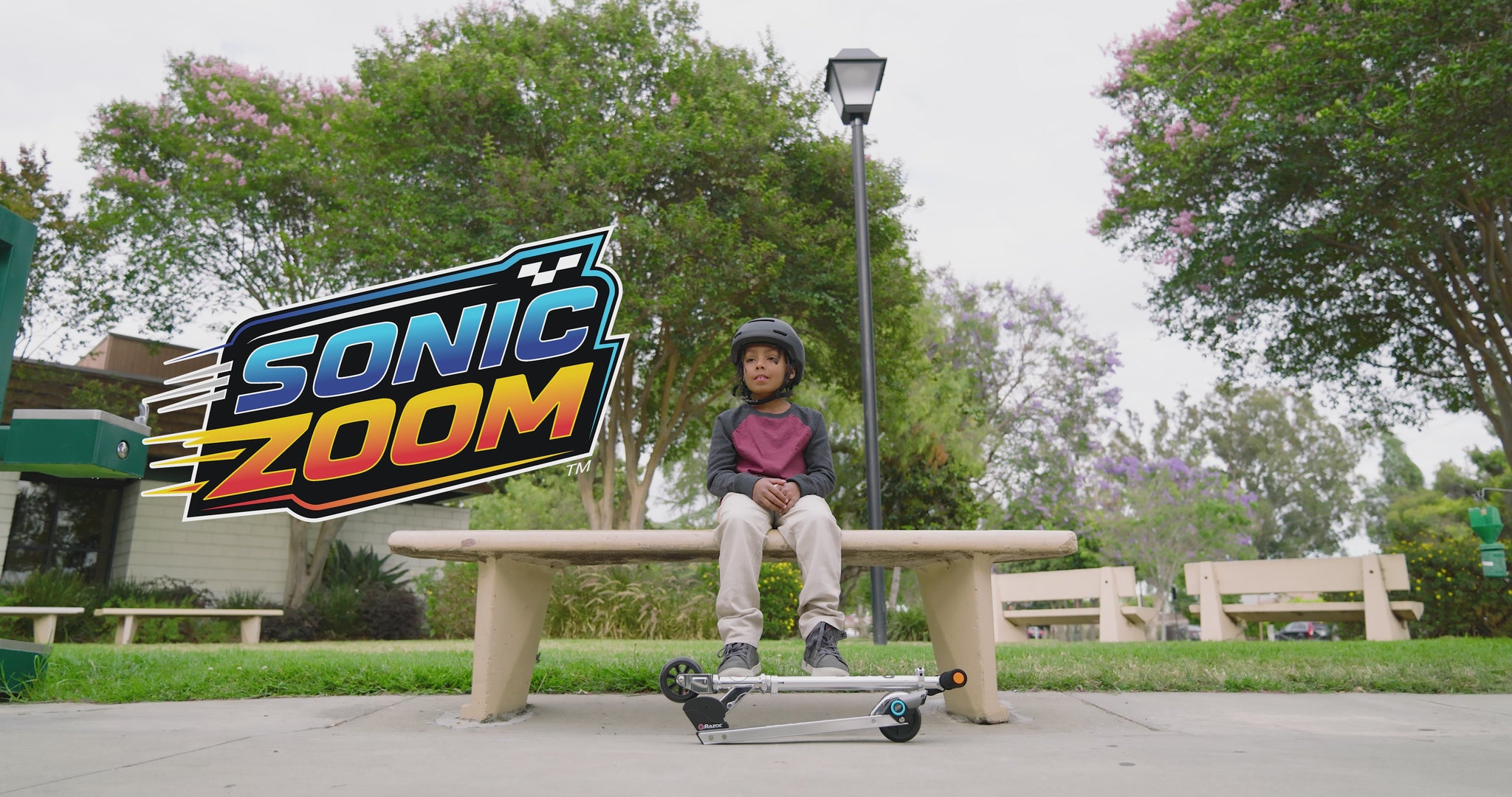 Razor Sonic Zoom Exhaust Effect Kids Scooter for Fun Outdoor Play