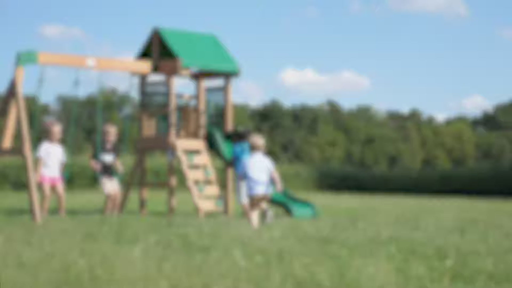 Lifespan Backyard Discovery Buckley Hill Play Centre