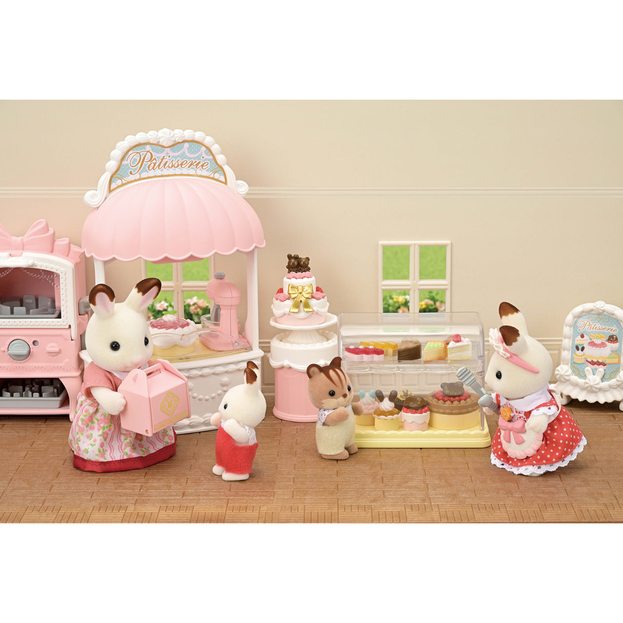 Sylvanian Families Village Cake Shop Starter Set